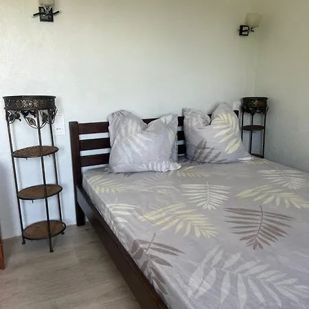 в 5 минутах от моря, черноморка, Daire *