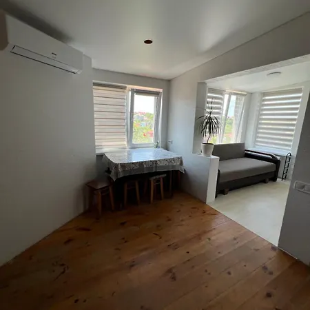 Apartament в 5 минутах от моря, черноморка, *